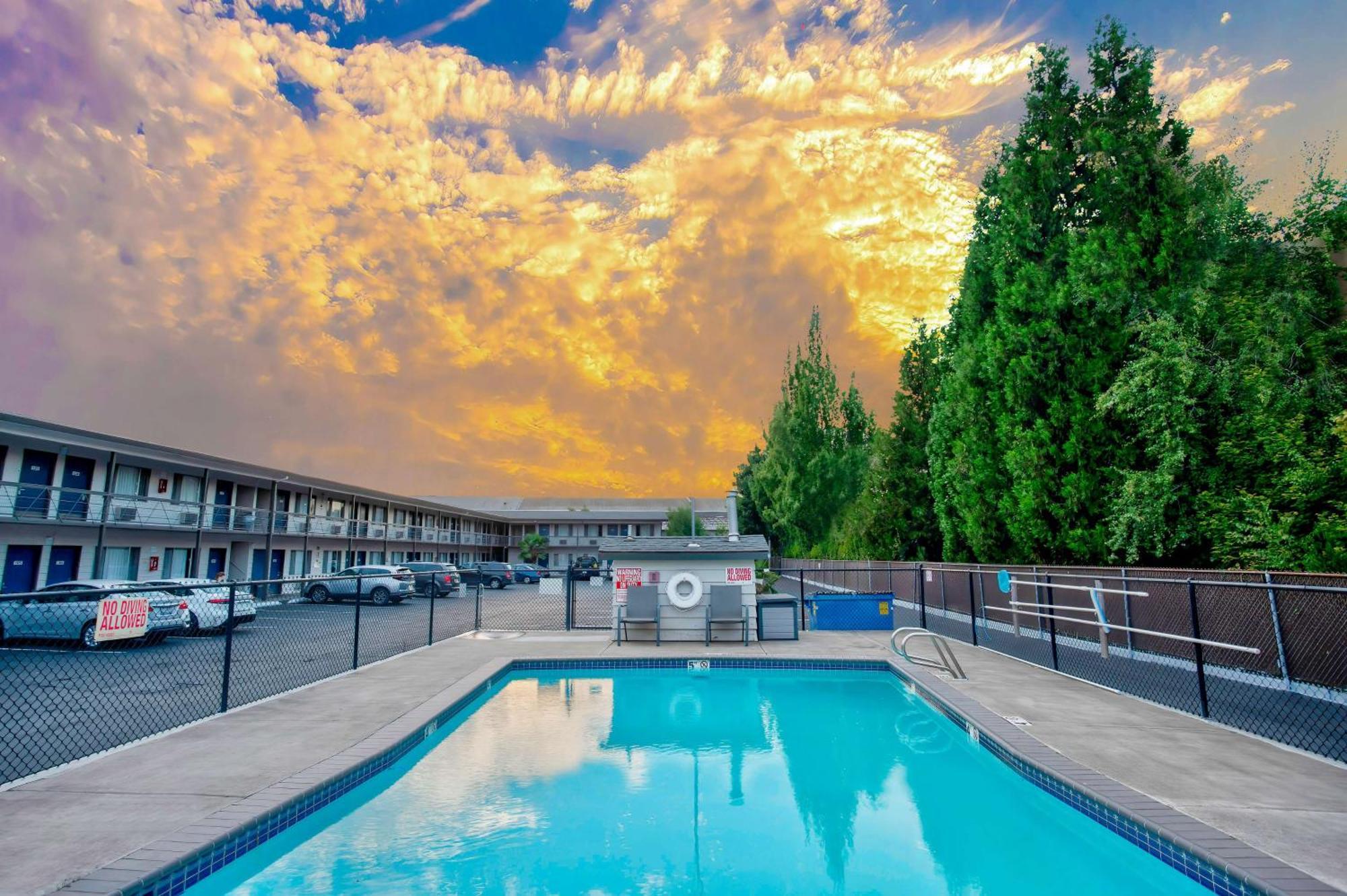 Motel 6-Salem, Or - Expo Center Εξωτερικό φωτογραφία